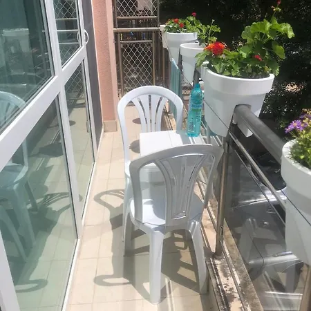 корал Apartament Kiten (Burgas)